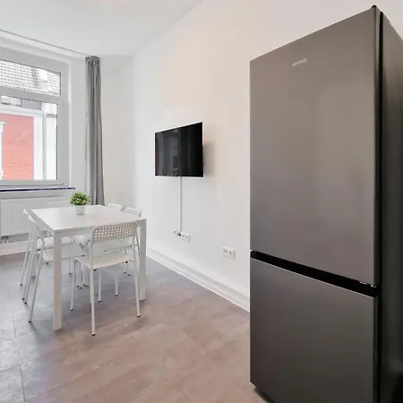 Tolstov - 3 And 4 Monteur *