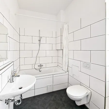 Tolstov - 3 And 4 Monteur * 뒤스부르크