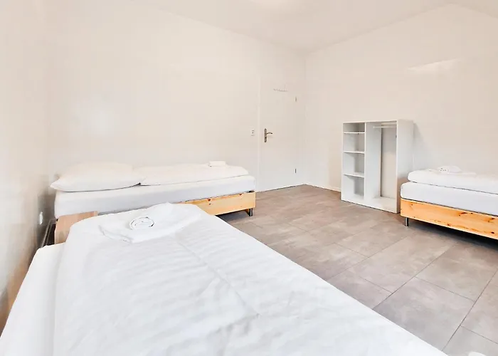 Tolstov - 3 And 4 Monteur