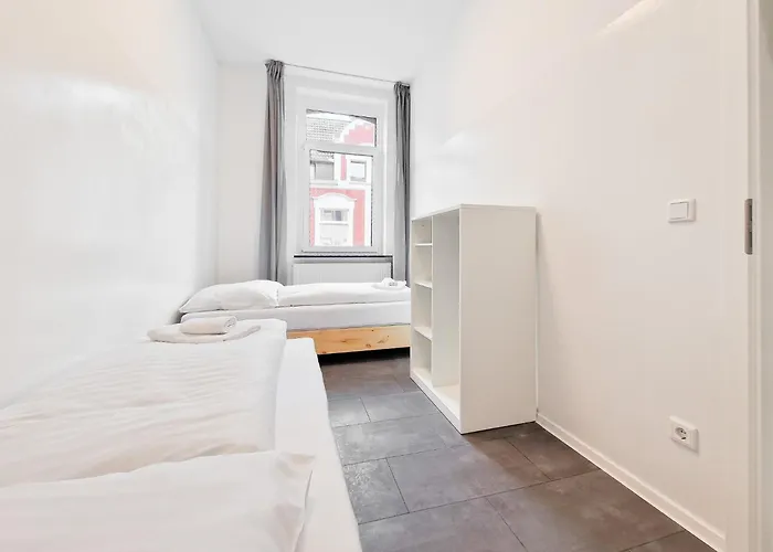 Lejlighed Tolstov - 3 And 4 Monteur Duisburg