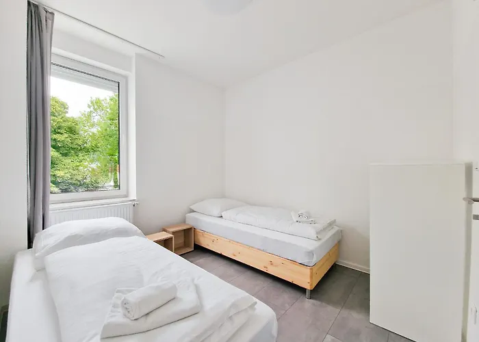 Tolstov - 3 And 4 Monteur Lejlighed Duisburg